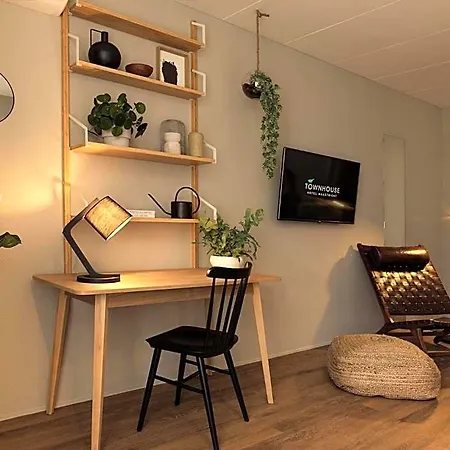 Hotel Townhouse 3*