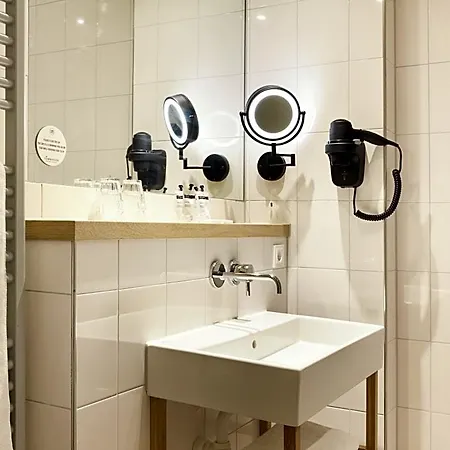 Townhouse Hotel